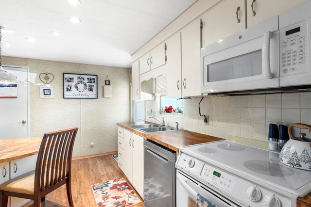 485 Onyx Way, Jensen Beach, FL 34957