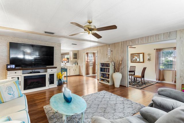 485 Onyx Way, Jensen Beach, FL 34957