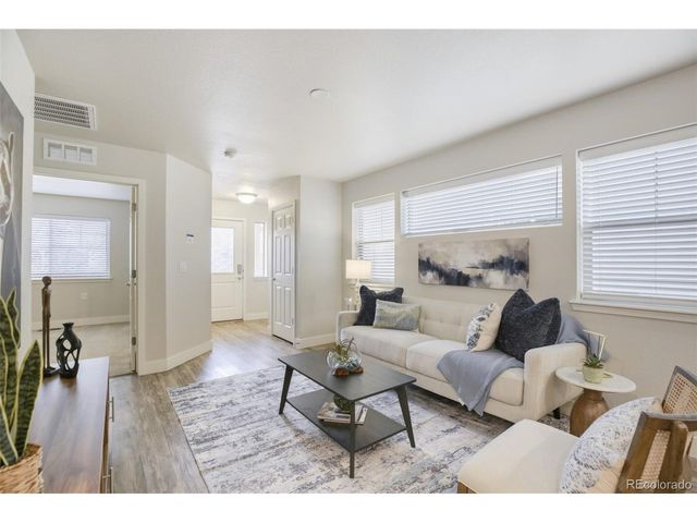 65 Avocet Ct, Longmont, CO 80501