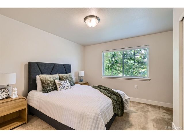 65 Avocet Ct, Longmont, CO 80501