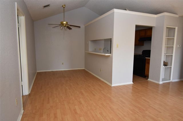 2114 Cedar Bend DR B, Austin, TX 78758