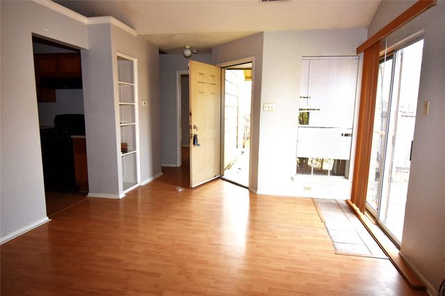 2114 Cedar Bend DR B, Austin, TX 78758