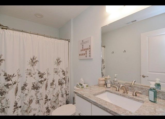 8 Sourwood Circle, Worcester, MA 01605