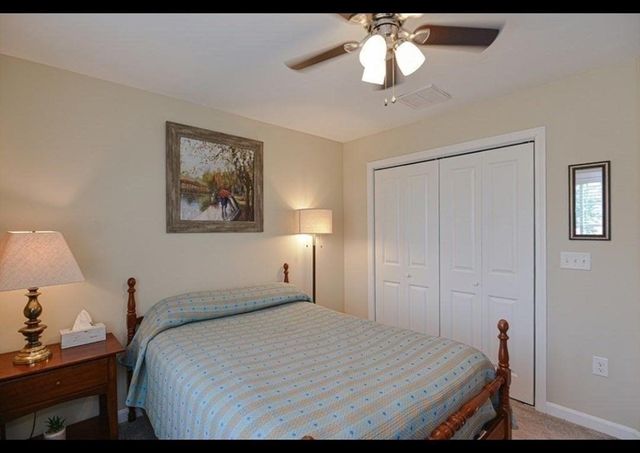 8 Sourwood Circle, Worcester, MA 01605