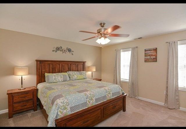 8 Sourwood Circle, Worcester, MA 01605