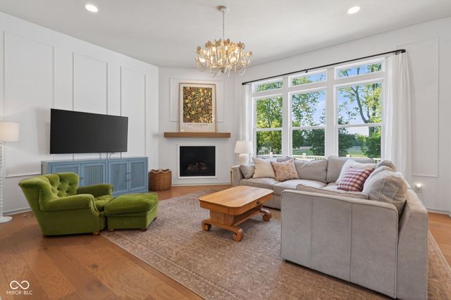 2752 Flowing Creek Place, Westfield, IN 46074