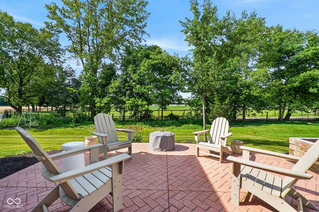 2752 Flowing Creek Place, Westfield, IN 46074
