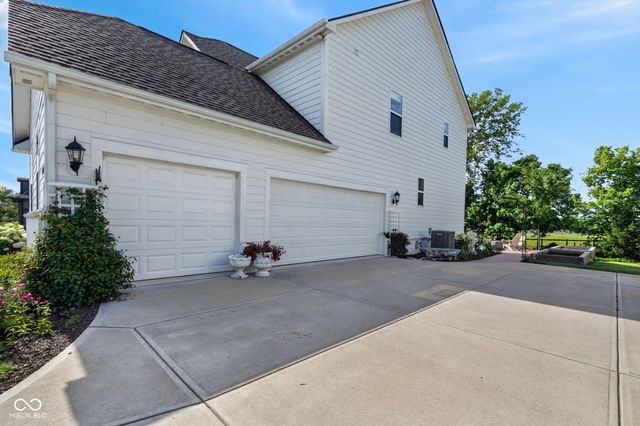 2752 Flowing Creek Place, Westfield, IN 46074