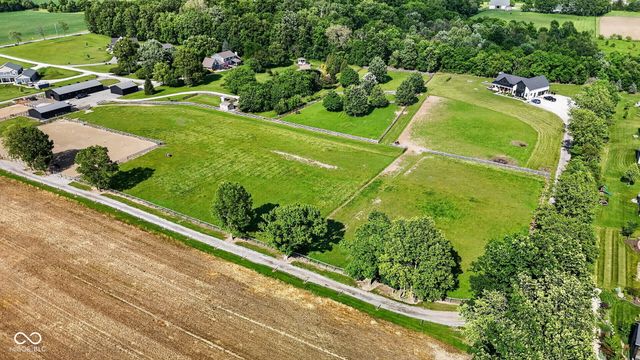 2752 Flowing Creek Place, Westfield, IN 46074