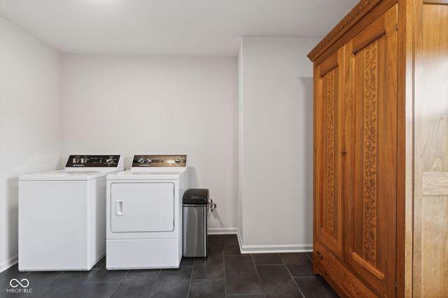 2752 Flowing Creek Place, Westfield, IN 46074