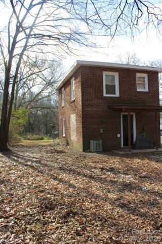 1204 W Mauney Avenue, Gastonia, NC 28052