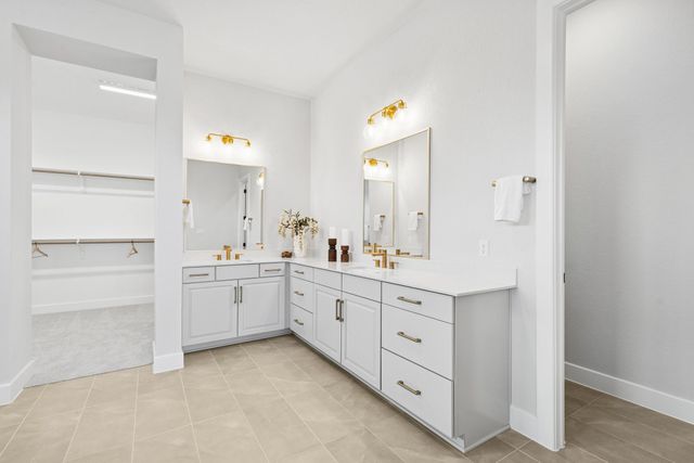 2821 Honeywood DR, Leander, TX 78641