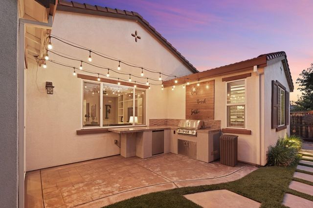 457 S Ventana Ave, Tracy, CA 95376