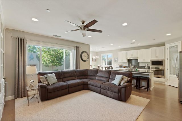 457 S Ventana Ave, Tracy, CA 95376