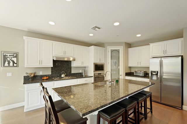 457 S Ventana Ave, Tracy, CA 95376