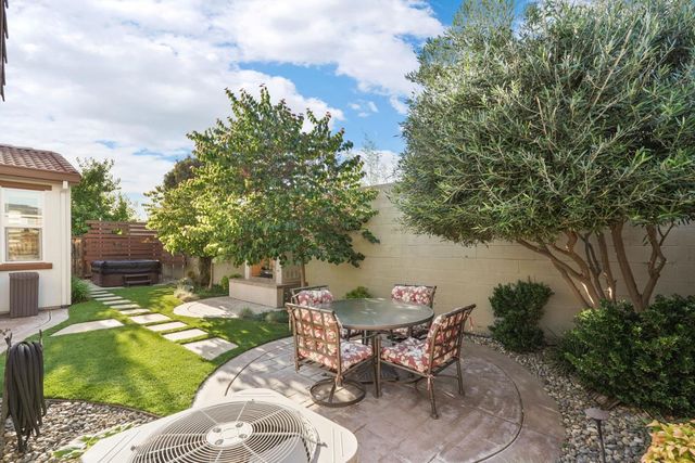 457 S Ventana Ave, Tracy, CA 95376