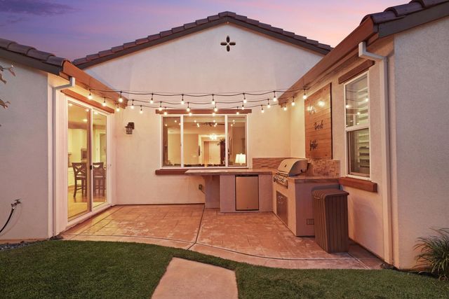457 S Ventana Ave, Tracy, CA 95376