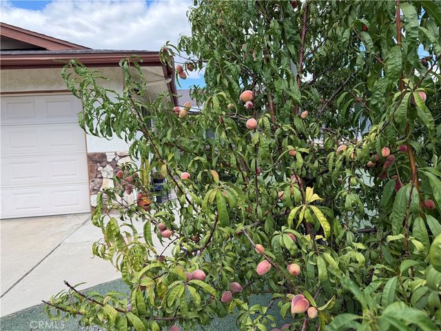672 Central Avenue W, Hemet, CA 92543