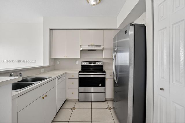 11060 SW 196th Street 504, Cutler Bay, FL 33157