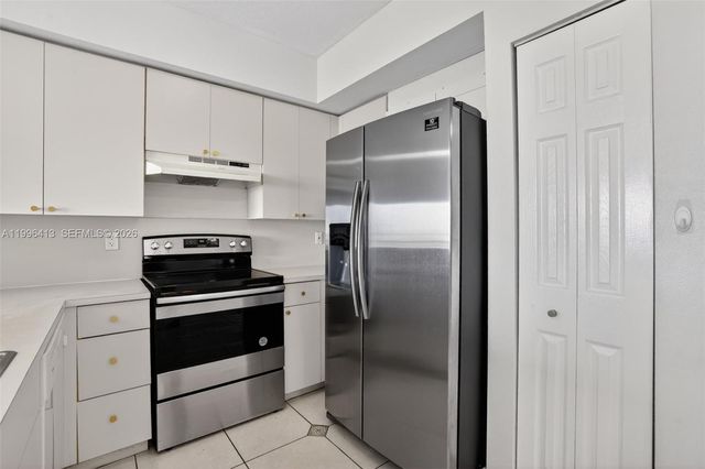 11060 SW 196th Street 504, Cutler Bay, FL 33157
