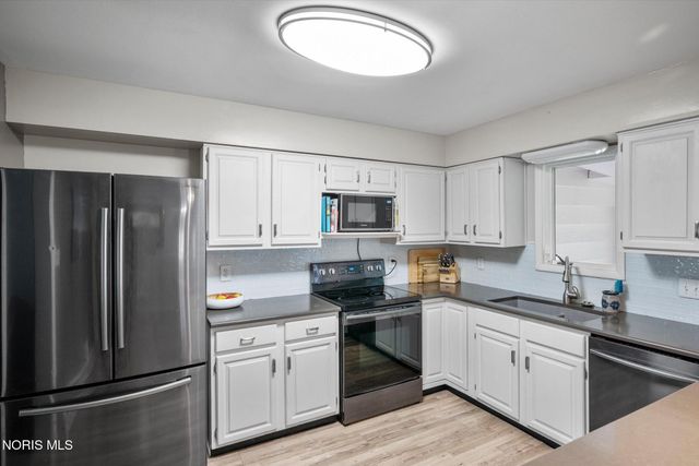 112 Warner Street, Walbridge, OH 43465