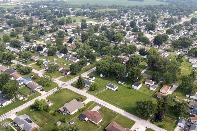 112 Warner Street, Walbridge, OH 43465