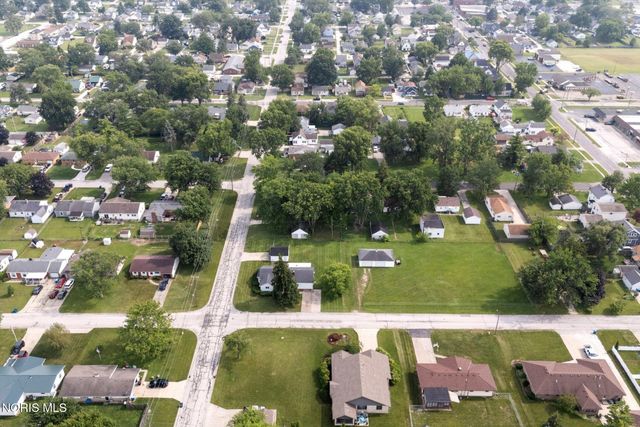 112 Warner Street, Walbridge, OH 43465