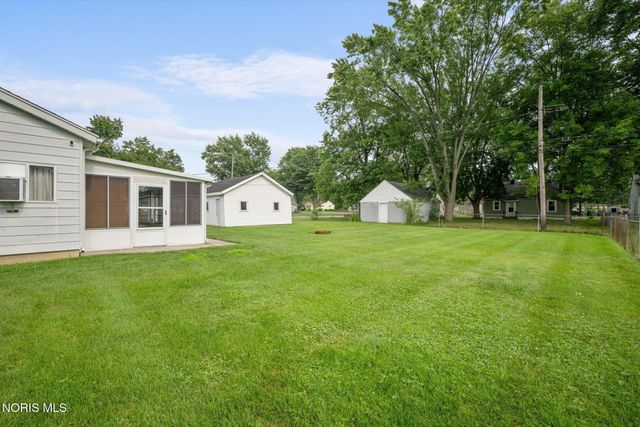 112 Warner Street, Walbridge, OH 43465