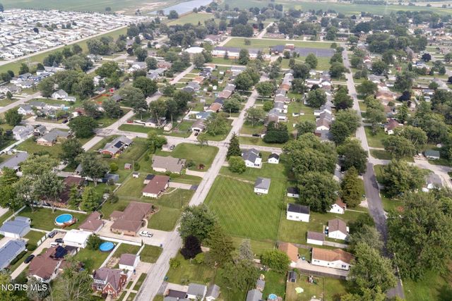 112 Warner Street, Walbridge, OH 43465