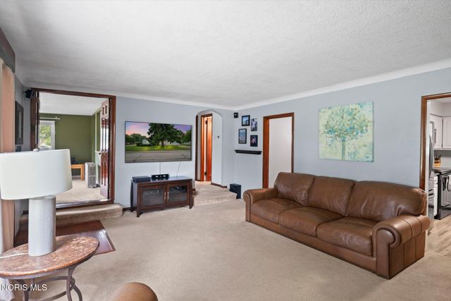 112 Warner Street, Walbridge, OH 43465