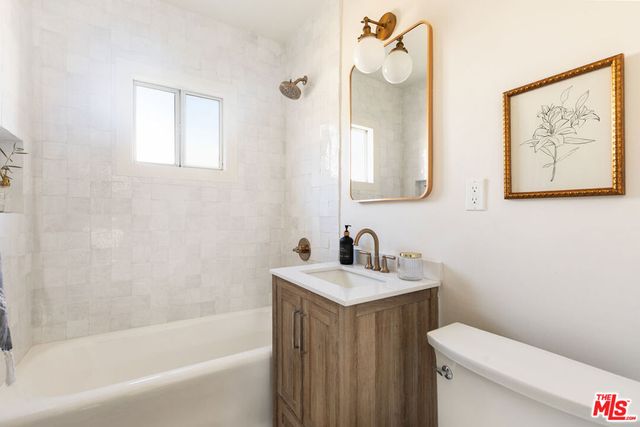 2221 Addison Way, Los Angeles, CA 90041