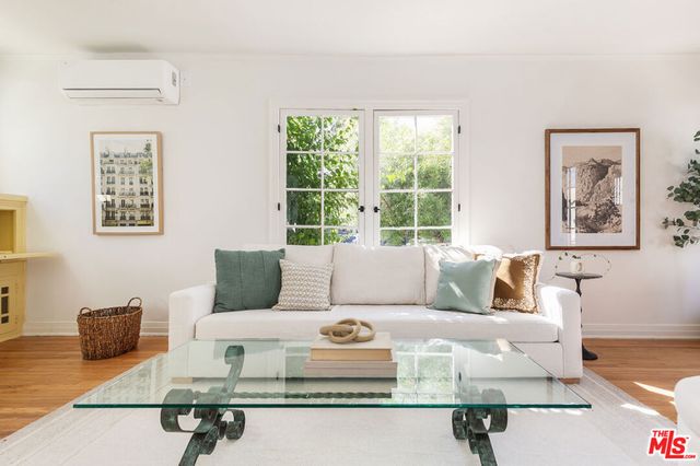 2221 Addison Way, Los Angeles, CA 90041