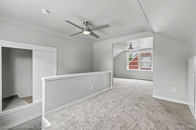 8182 Grayfield Street, Dearborn Heights, MI 48127