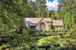 335 Green Glen Way, Atlanta, GA 30327