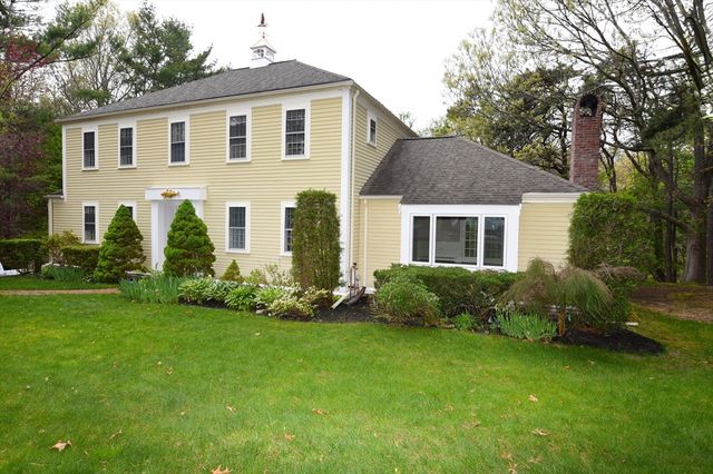 83 Winding Way, Plymouth, MA 02360