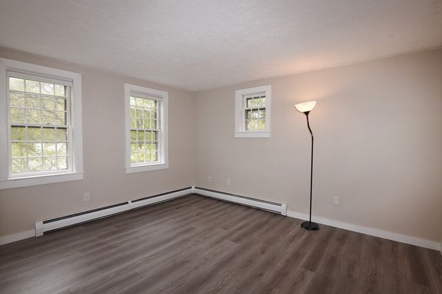 83 Winding Way, Plymouth, MA 02360