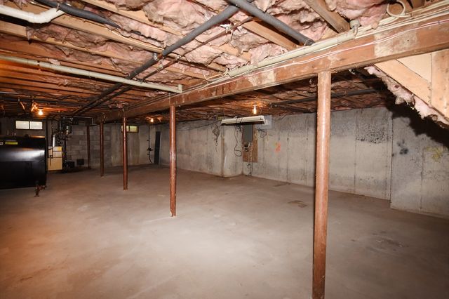 83 Winding Way, Plymouth, MA 02360