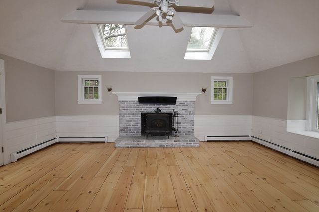 83 Winding Way, Plymouth, MA 02360