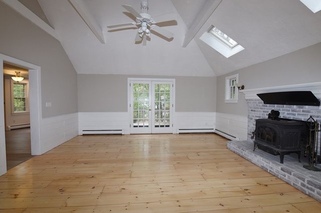 83 Winding Way, Plymouth, MA 02360