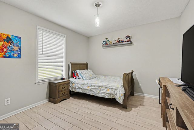 900 Stone Lea Trace, Oxford, GA 30054