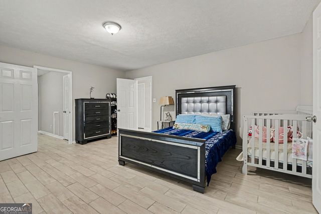 900 Stone Lea Trace, Oxford, GA 30054