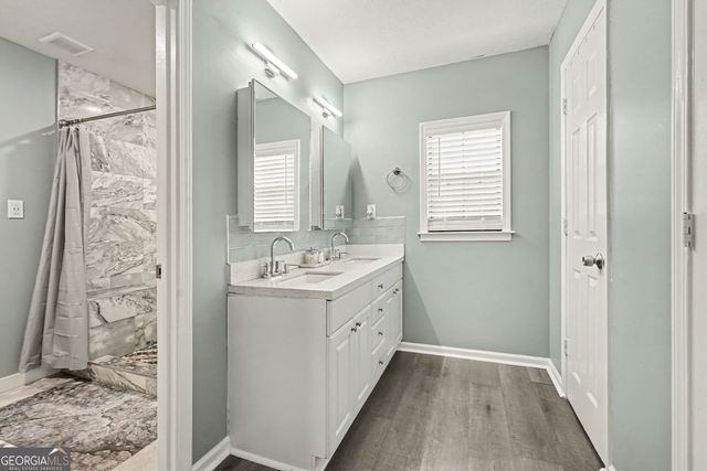 900 Stone Lea Trace, Oxford, GA 30054