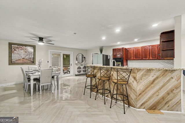 900 Stone Lea Trace, Oxford, GA 30054