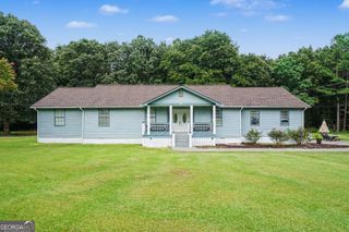 900 Stone Lea Trace, Oxford, GA 30054
