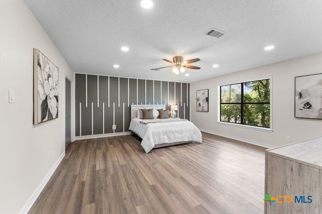 608 Ridgecrest Drive, Salado, TX 76571