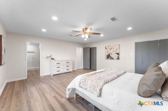 608 Ridgecrest Drive, Salado, TX 76571