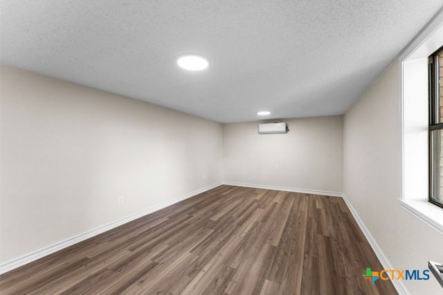 608 Ridgecrest Drive, Salado, TX 76571