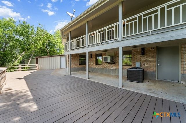 608 Ridgecrest Drive, Salado, TX 76571