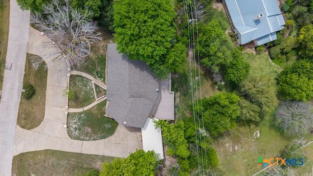 608 Ridgecrest Drive, Salado, TX 76571