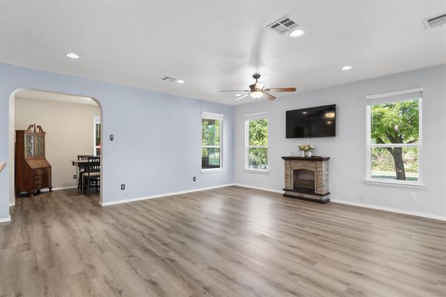 1833 Thompson TRL, Round Rock, TX 78664